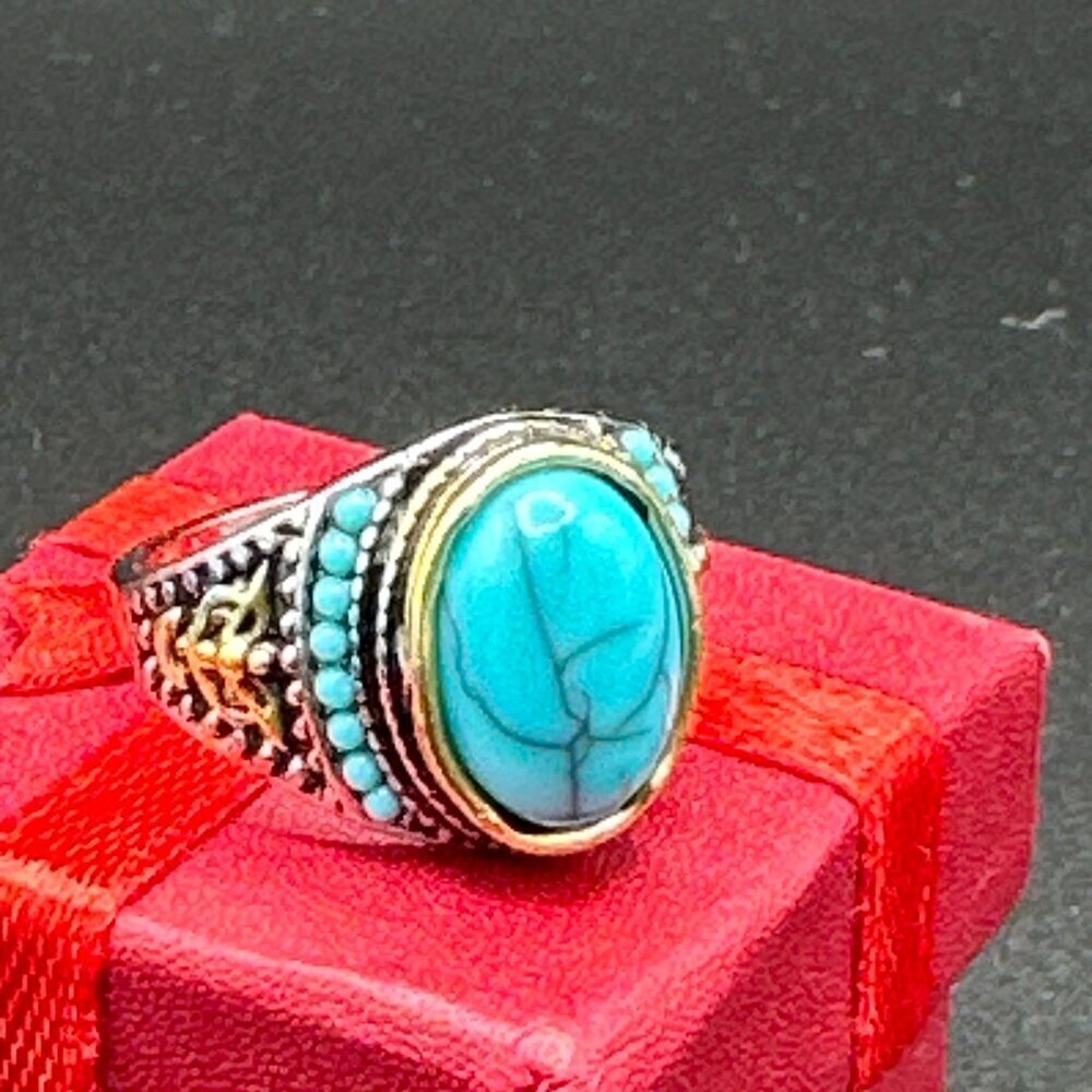 Turquoise Ring Gold and Silver Tone Unisex Size 9-11 - Picture 7 of 16
